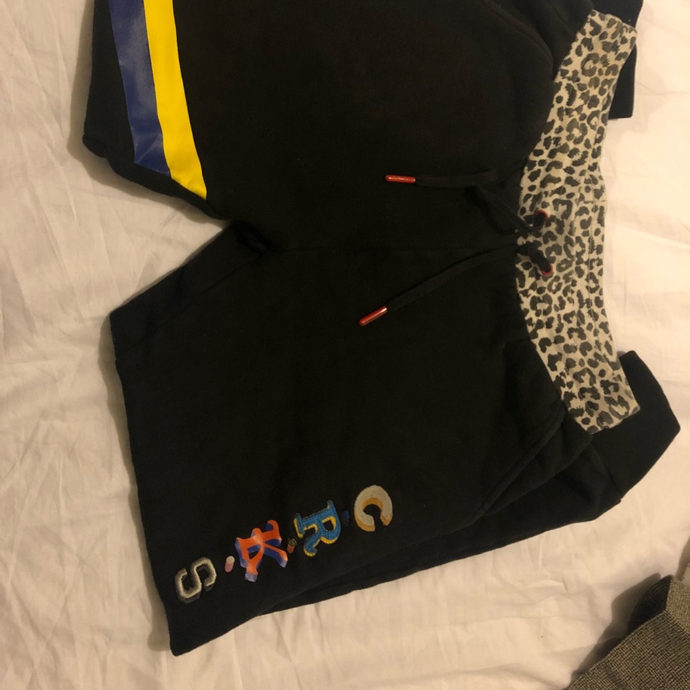 Crooks& castle sweats